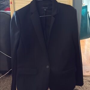 Classic Ann Taylor Black Women's Suit Blazer. Beautiful Condition!